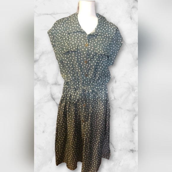 LuLaRoe Dresses & Skirts - Green Shirt Dress